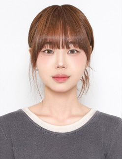 안유진 조교